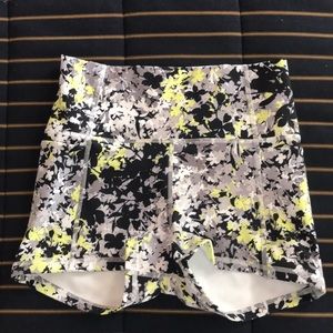 Fabletics Oasis High-Waisted Pocket Short 2”, XS/4